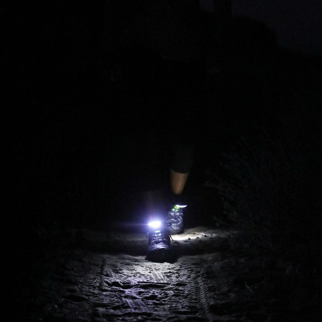 What’s Better, Early Morning or Night Running? We Broke Down the Pros & Cons For Both